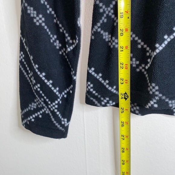 🐆Adorable lightweight Columbia Fleece Pullover! - Picture 4 of 8